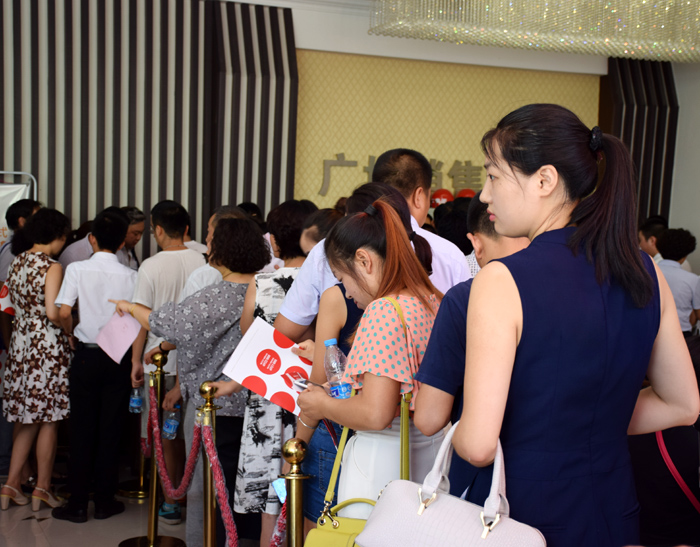 喜報(bào)！捷報(bào)！一經(jīng)推出即成隴南商業(yè)傳奇！