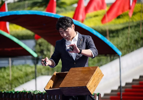 2019武都花椒產(chǎn)銷對接(電商)洽談會在階州廣場隆重開幕~