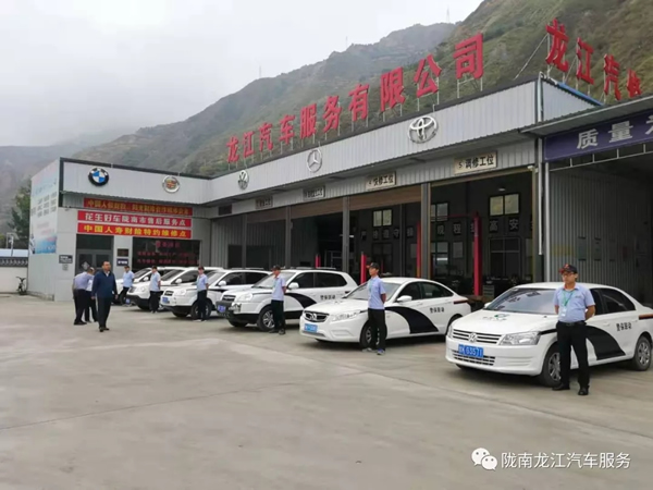 金錘鈑金，銀槍噴漆！龍江汽修值得信賴！