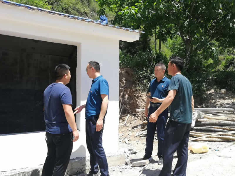 “感黨恩、憶黨史”，--市龍江城鄉(xiāng)發(fā)展集團(tuán)公司開展慶祝建黨99周年主題黨日活動(dòng)